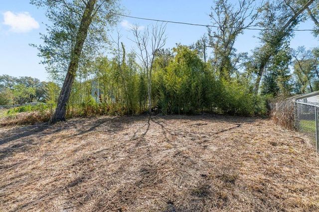 16302 SE 57TH STREET, Ocklawaha, FL 32179