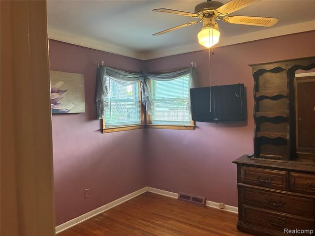 26644 Marilyn Avenue, Warren, MI 48089