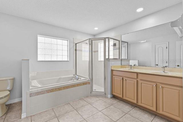 214 COMPASS ROSE DRIVE, Groveland, FL 34736