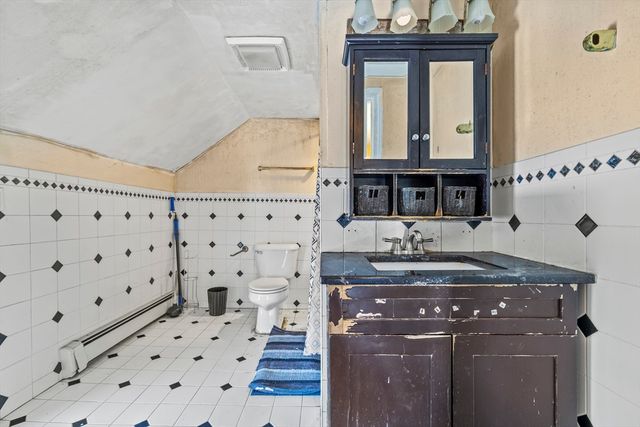 722 Truman Hwy, Boston, MA 02136