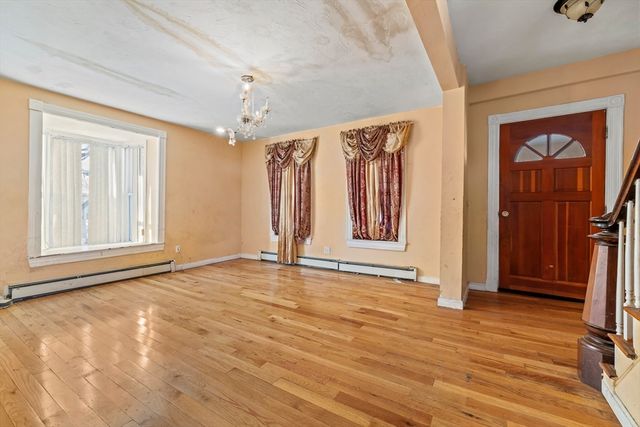 722 Truman Hwy, Boston, MA 02136