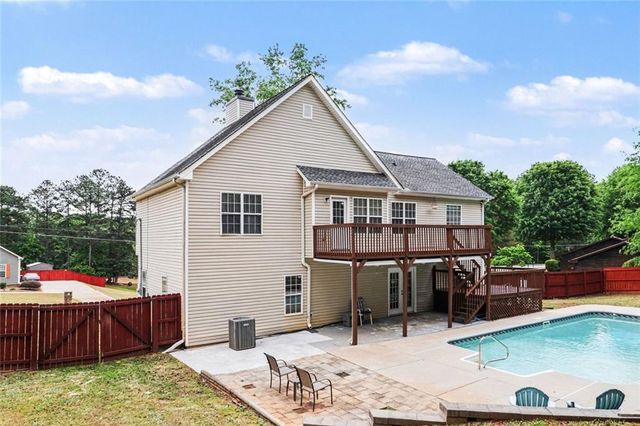 8936 Dornoch Circle, Winston, GA 30187