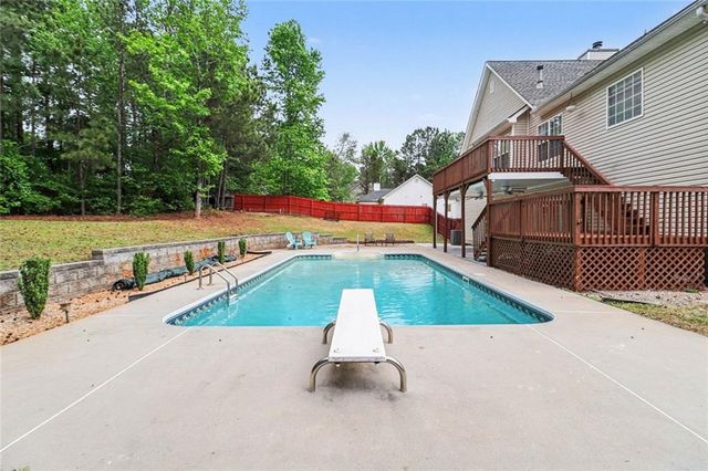 8936 Dornoch Circle, Winston, GA 30187