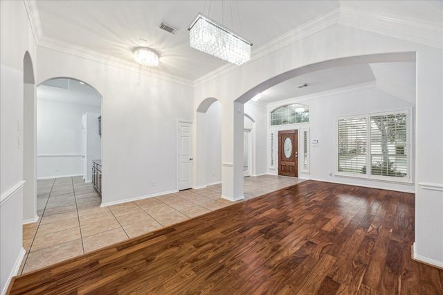 26818 Riverbend Point Lane, Cypress, TX 77433