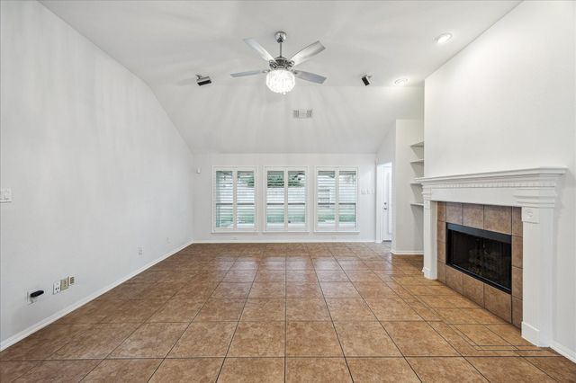 26818 Riverbend Point Lane, Cypress, TX 77433