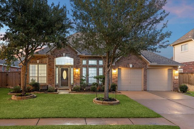 26818 Riverbend Point Lane, Cypress, TX 77433