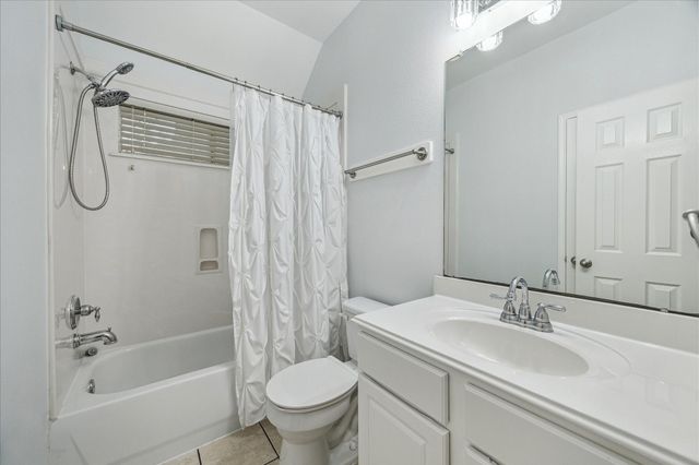 26818 Riverbend Point Lane, Cypress, TX 77433