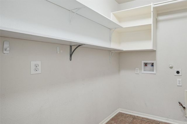 26818 Riverbend Point Lane, Cypress, TX 77433