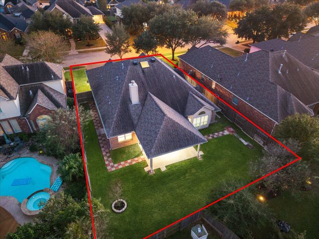 26818 Riverbend Point Lane, Cypress, TX 77433