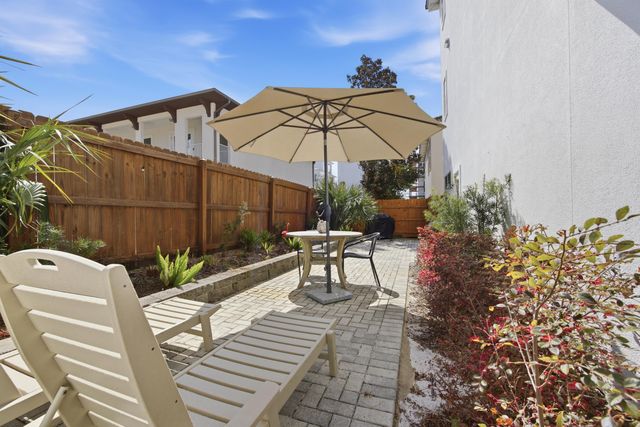 22 Las Palmas Way, Santa Rosa Beach, FL 32459