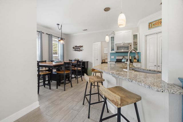 22 Las Palmas Way, Santa Rosa Beach, FL 32459