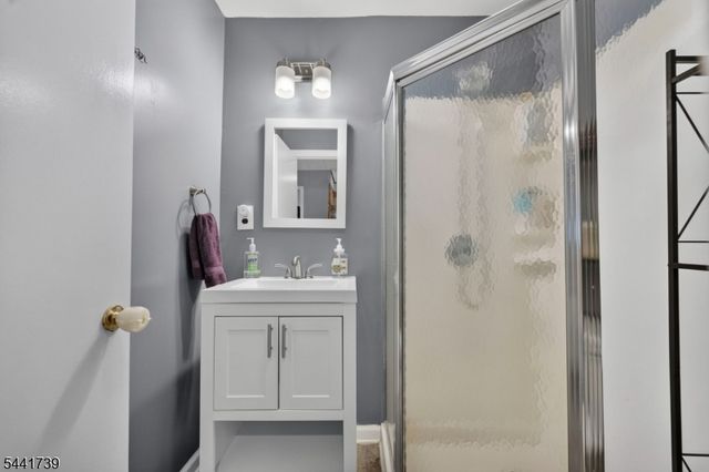 321 Willow Ave, Garwood Boro, NJ 07027