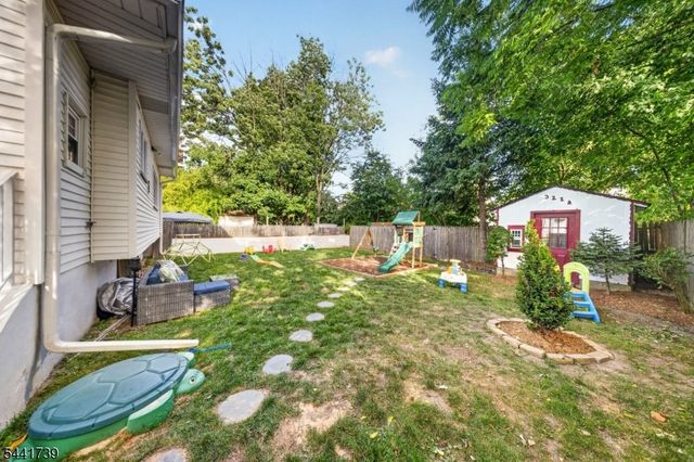 321 Willow Ave, Garwood Boro, NJ 07027