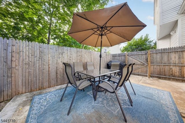 321 Willow Ave, Garwood Boro, NJ 07027