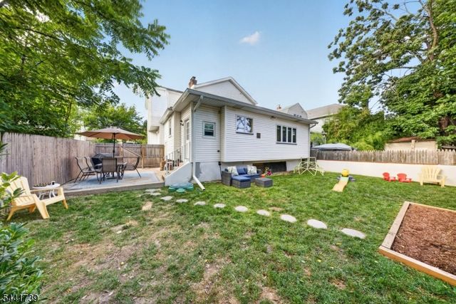 321 Willow Ave, Garwood Boro, NJ 07027