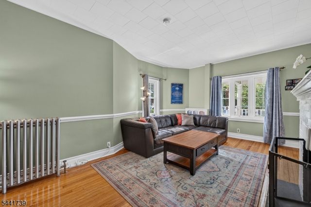 321 Willow Ave, Garwood Boro, NJ 07027