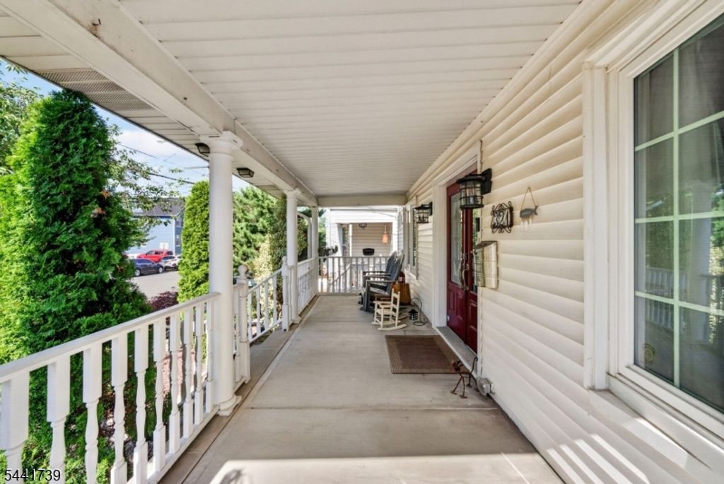 321 Willow Ave, Garwood Boro, NJ 07027 — photo 4
