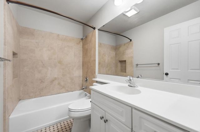 17905 Caminito Pinero 263, San Diego, CA 92128