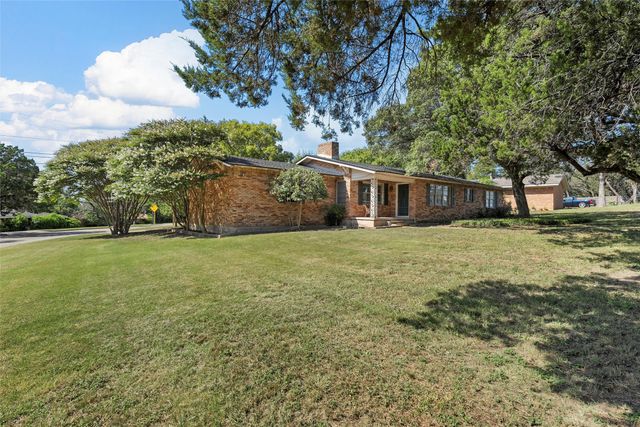 9537 Bryce Drive, Woodway, TX 76712