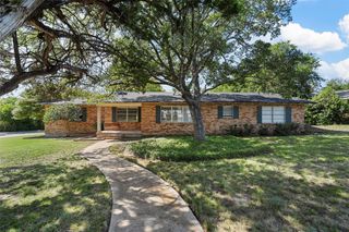 9537 Bryce Drive, Woodway, TX 76712