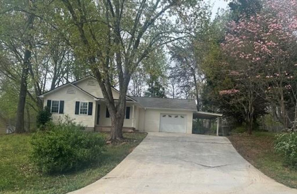 539 Faulkner Street, Cleveland, GA 30528