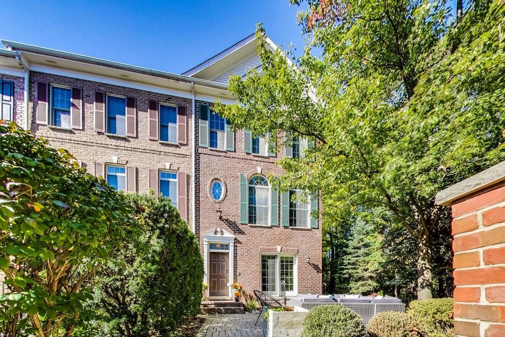 237 Box Car Avenue, Naperville, IL 60540 — exterior