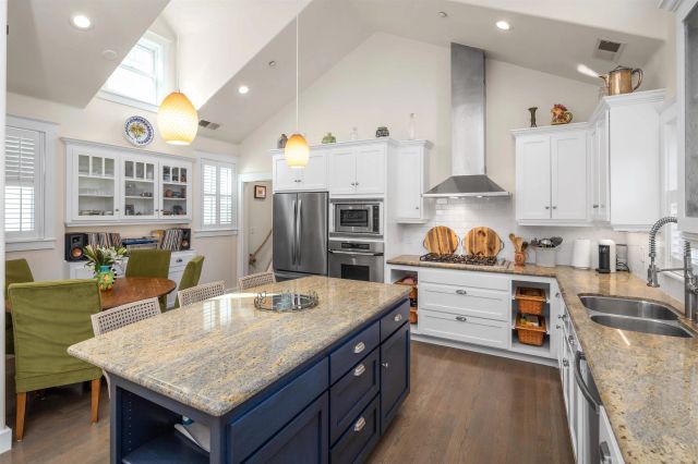 746 G Ave, Coronado, CA 92118