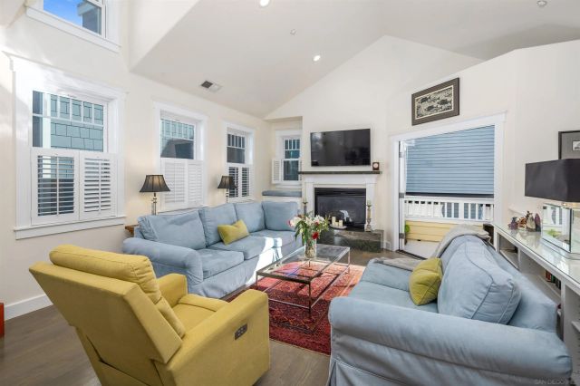 746 G Ave, Coronado, CA 92118