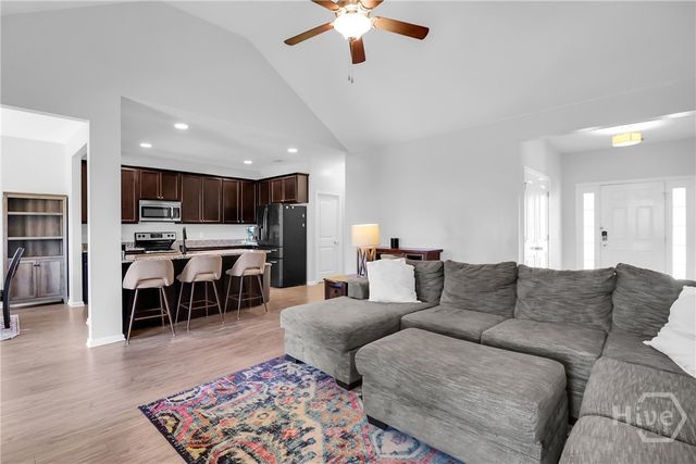 119 Waverly Way, Savannah, GA 31407