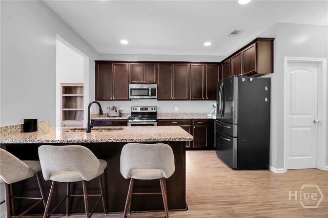 119 Waverly Way, Savannah, GA 31407