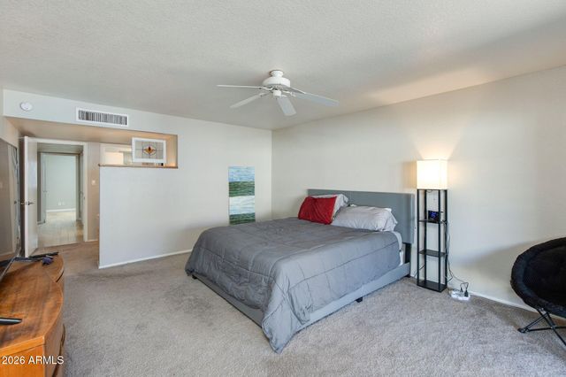 1204 E STEAMBOAT BEND Drive, Tempe, AZ 85283