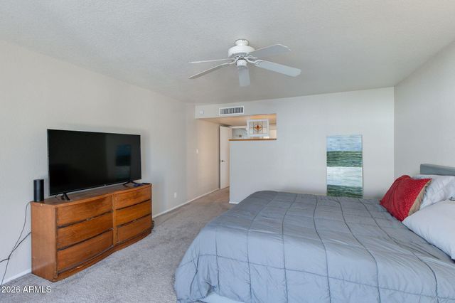 1204 E STEAMBOAT BEND Drive, Tempe, AZ 85283