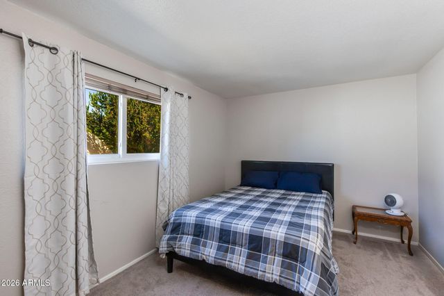 1204 E STEAMBOAT BEND Drive, Tempe, AZ 85283