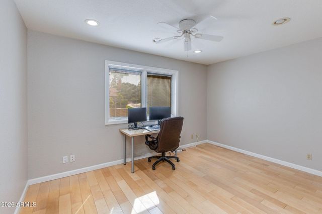 1204 E STEAMBOAT BEND Drive, Tempe, AZ 85283