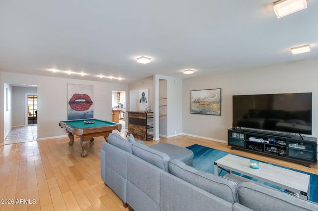 1204 E STEAMBOAT BEND Drive, Tempe, AZ 85283