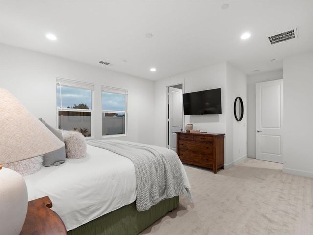 909 Woodhaven Road, San Marcos, CA 92069