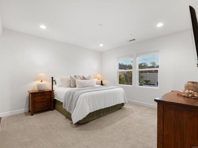 909 Woodhaven Road, San Marcos, CA 92069
