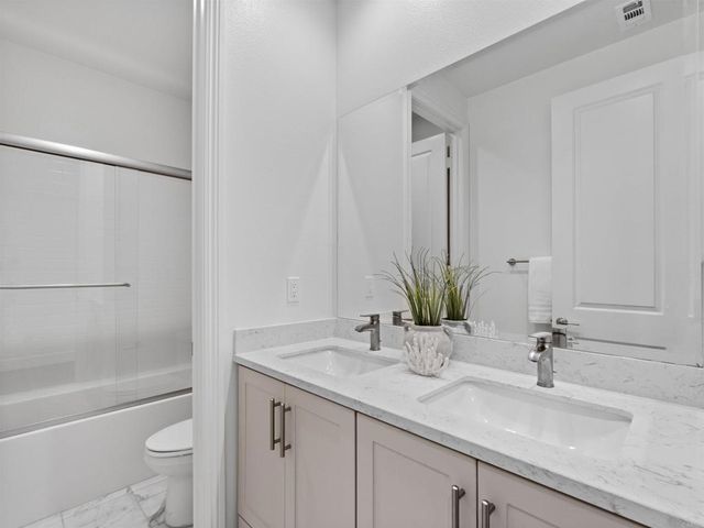 909 Woodhaven Road, San Marcos, CA 92069