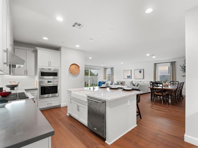 909 Woodhaven Road, San Marcos, CA 92069
