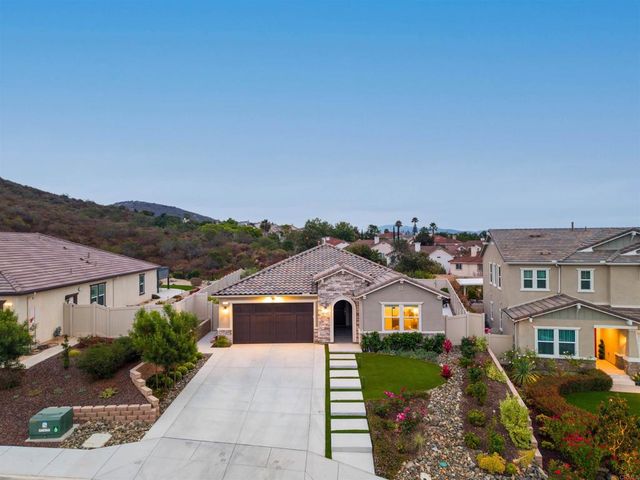 909 Woodhaven Road, San Marcos, CA 92069