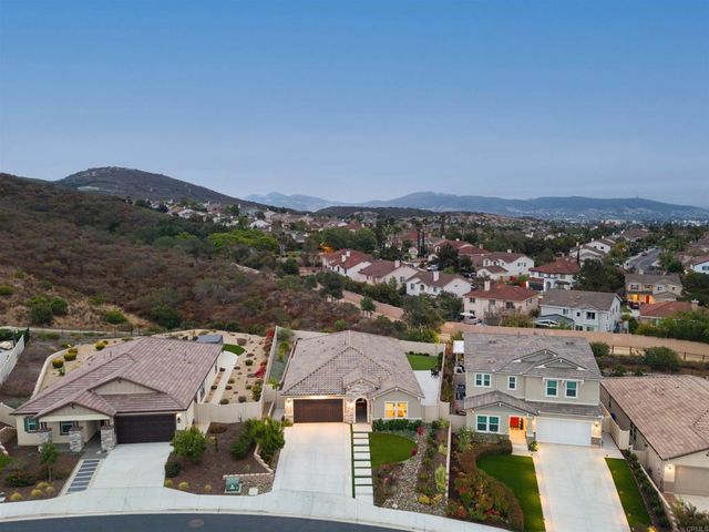 909 Woodhaven Road, San Marcos, CA 92069