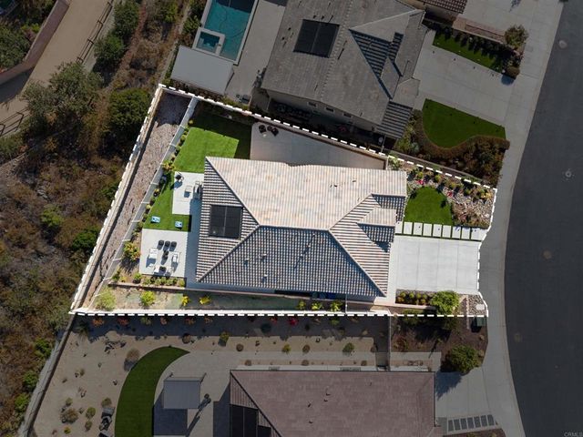 909 Woodhaven Road, San Marcos, CA 92069