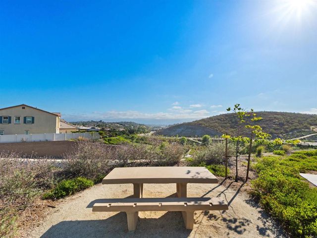909 Woodhaven Road, San Marcos, CA 92069