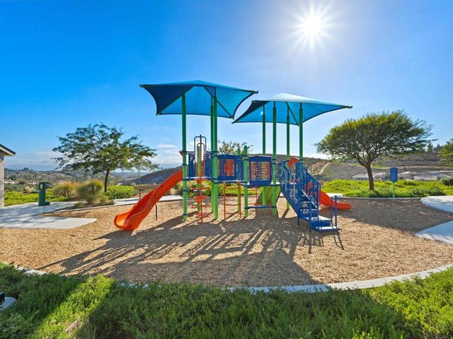 909 Woodhaven Road, San Marcos, CA 92069