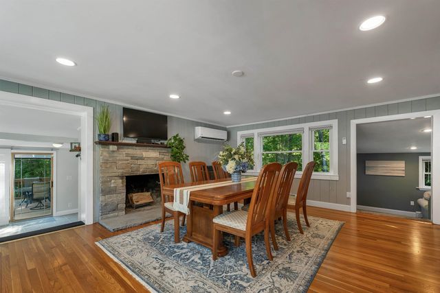 5 Frenette Drive, Hudson, NH 03051