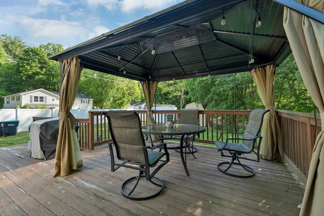 5 Frenette Drive, Hudson, NH 03051