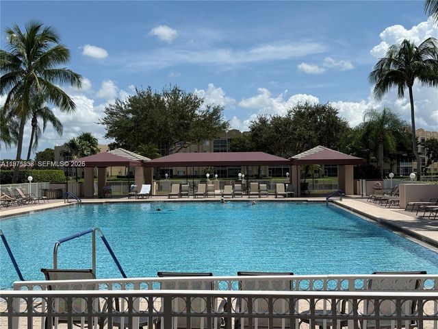 7730 Granville Drive 202, Tamarac, FL 33321