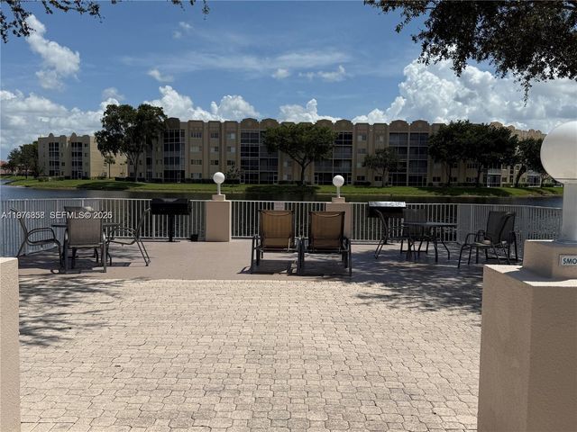 7730 Granville Drive 202, Tamarac, FL 33321