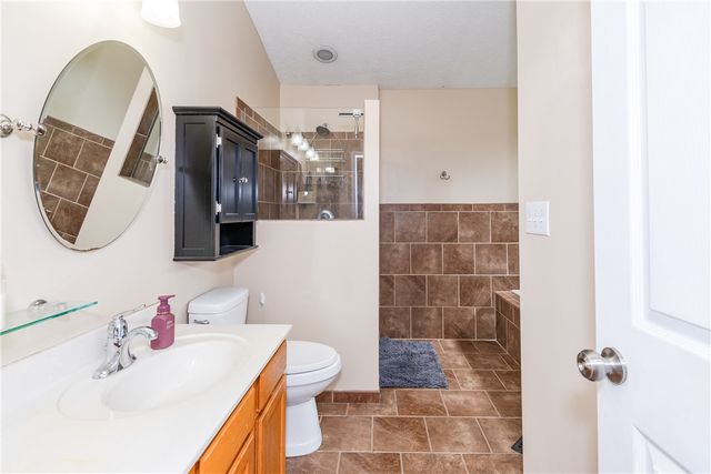 1818 Highlander Drive, Xenia, OH 45385