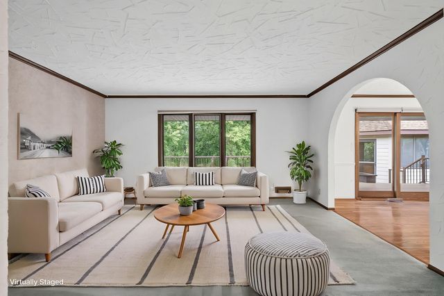 1120 Rockstone Lane, New Brighton, MN 55112